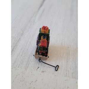 Wagon gift present AS IS village accessory xmas